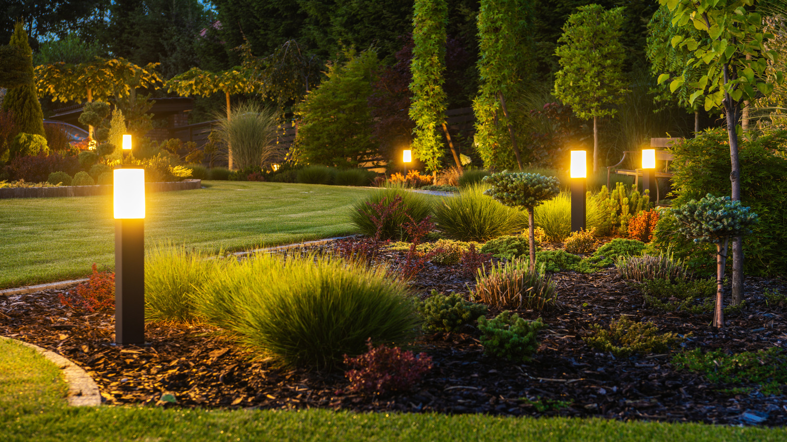 Landscaping Lights 2